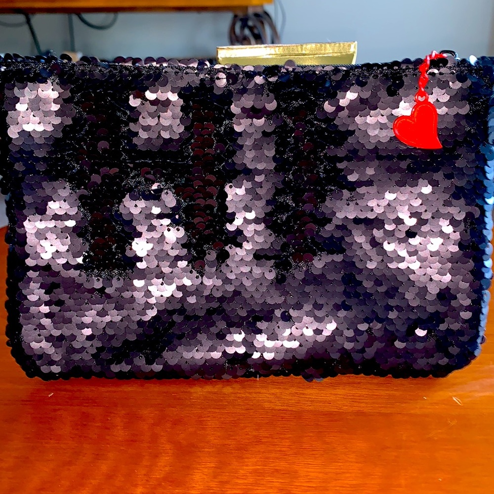 Betty Boop Makeup Bag - Picture 2 of 3